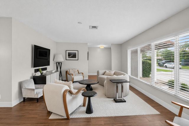 650 SW 16th Street, Boca Raton, FL 33486