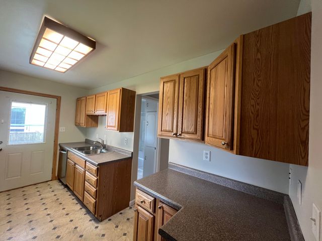 3532 10TH Avenue, Council Bluffs, IA 51501
