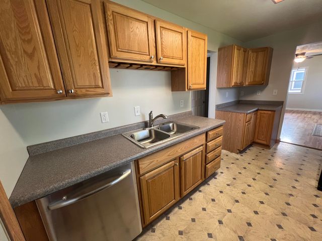 3532 10TH Avenue, Council Bluffs, IA 51501