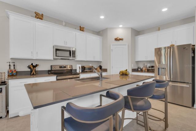 6406 PINE WARBLER WAY, St Cloud, FL 34771