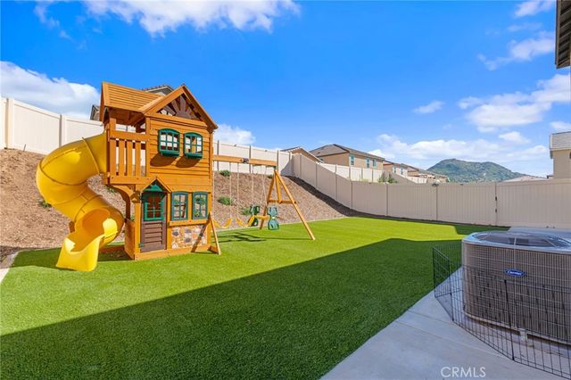 25576 Cetara, Homeland, CA 92548