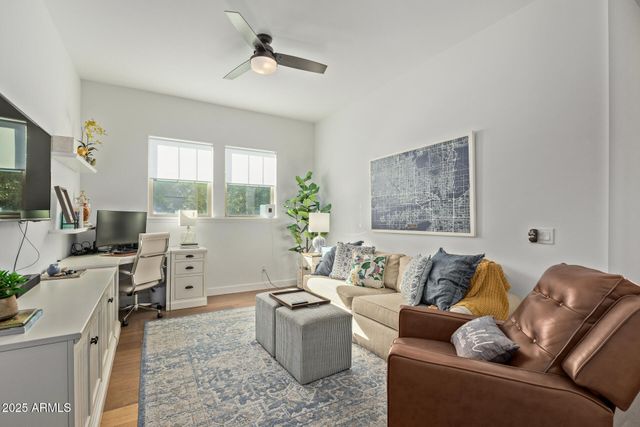 1936 W UNION PARK Drive, Phoenix, AZ 85085