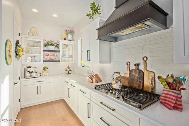 1936 W UNION PARK Drive, Phoenix, AZ 85085