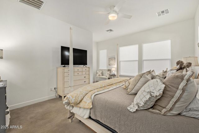 1936 W UNION PARK Drive, Phoenix, AZ 85085