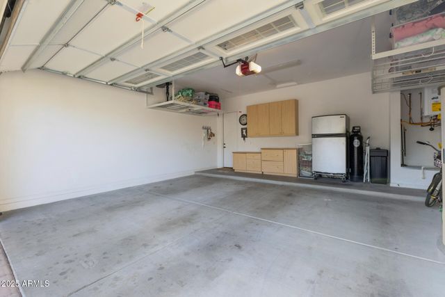 1936 W UNION PARK Drive, Phoenix, AZ 85085