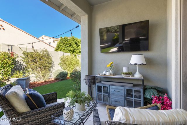 1936 W UNION PARK Drive, Phoenix, AZ 85085