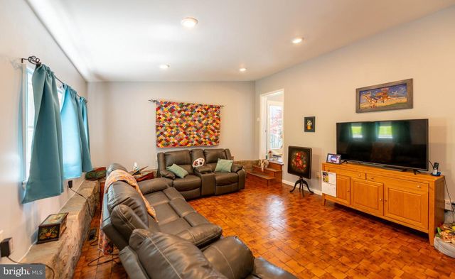 2616 FAUST RD, Gilbertsville, PA 19525