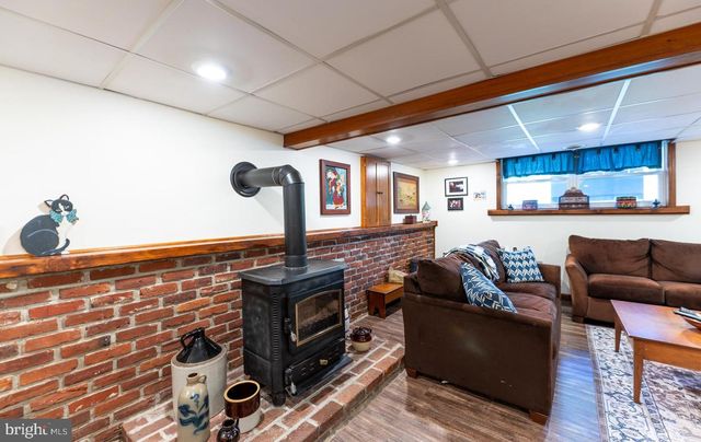 2616 FAUST RD, Gilbertsville, PA 19525