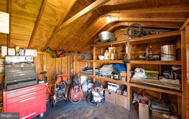 2616 FAUST RD, Gilbertsville, PA 19525