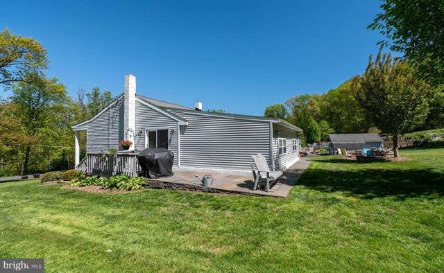 2616 FAUST RD, Gilbertsville, PA 19525