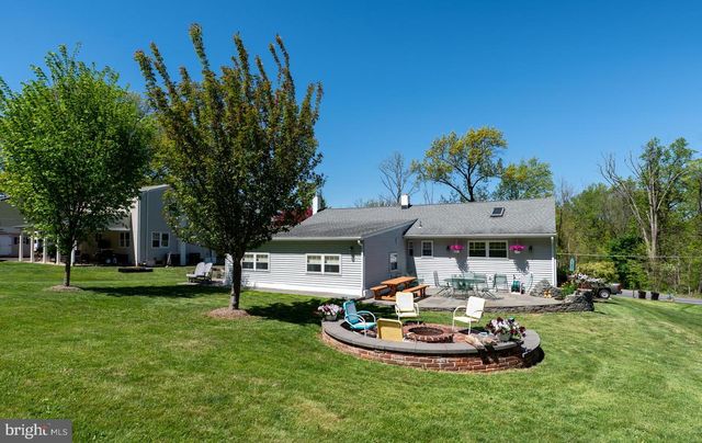 2616 FAUST RD, Gilbertsville, PA 19525