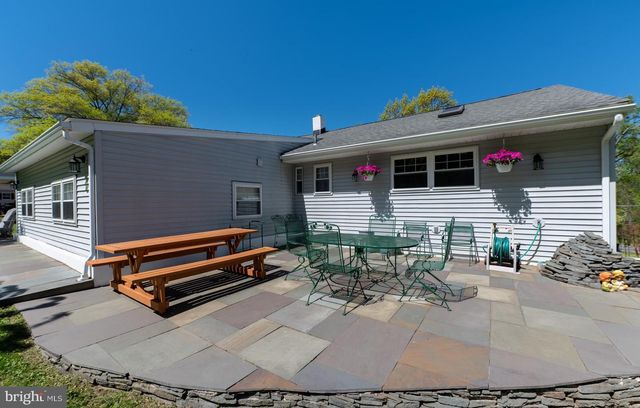 2616 FAUST RD, Gilbertsville, PA 19525