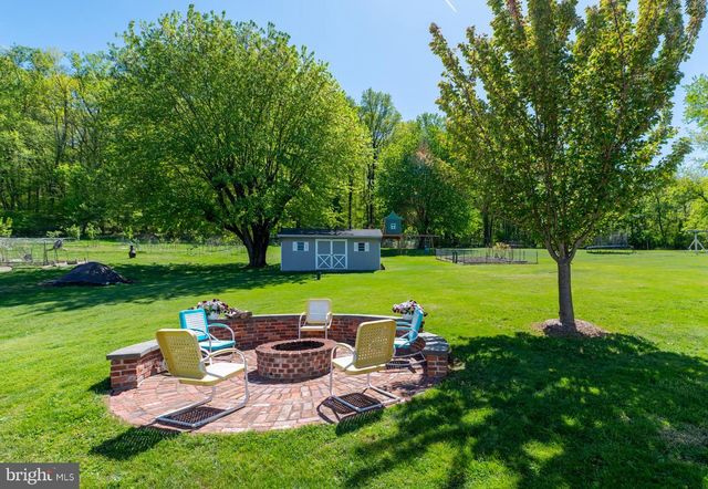 2616 FAUST RD, Gilbertsville, PA 19525