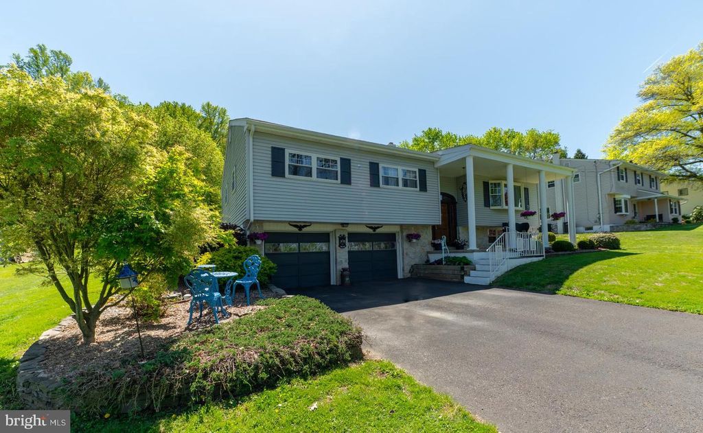 2616 FAUST RD, Gilbertsville, PA 19525