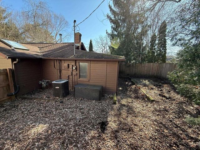 706 Briar Hill Road, Madison, WI 53711