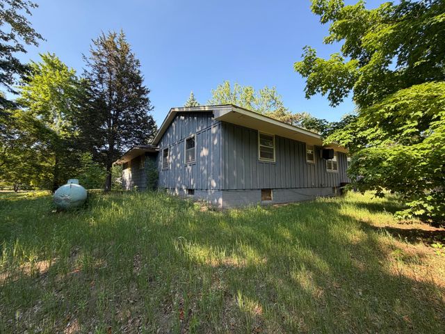 2852 Viking Boulevard NW, Cedar, MN 55011