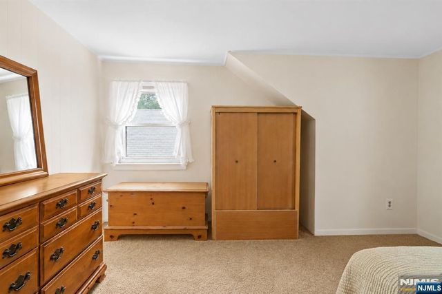 262 Linden Place, New Milford, NJ 07646