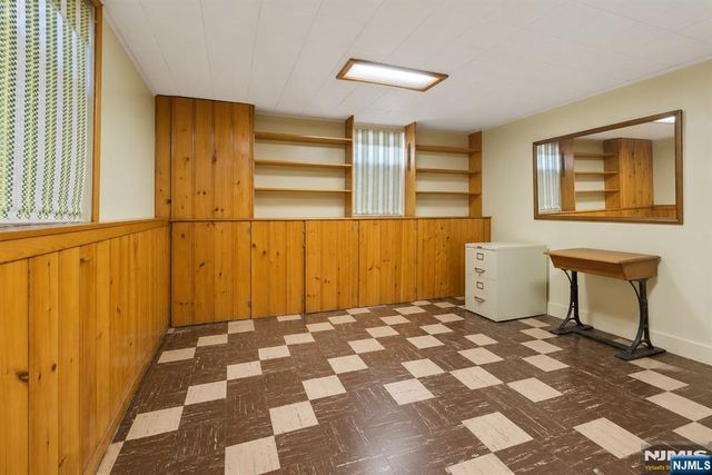 262 Linden Place, New Milford, NJ 07646