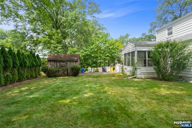 262 Linden Place, New Milford, NJ 07646