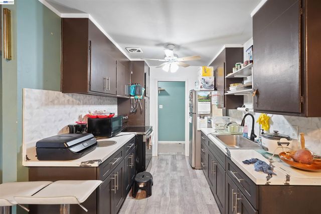 1712 Utah St, Fairfield, CA 94533