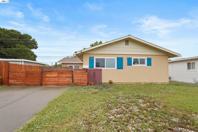 1712 Utah St, Fairfield, CA 94533