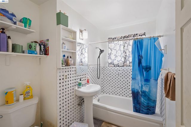 1712 Utah St, Fairfield, CA 94533
