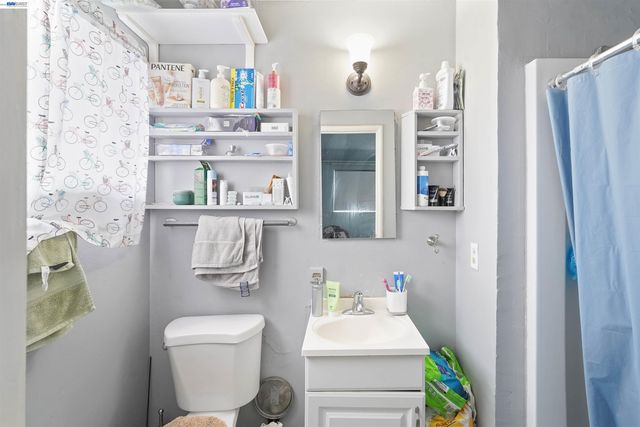 1712 Utah St, Fairfield, CA 94533
