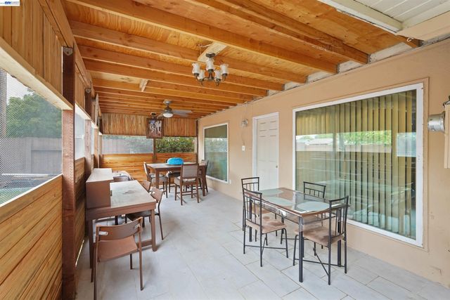 1712 Utah St, Fairfield, CA 94533