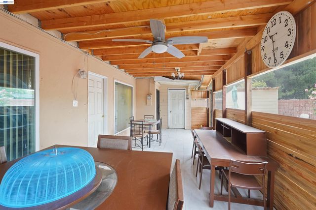 1712 Utah St, Fairfield, CA 94533