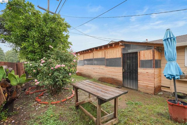 1712 Utah St, Fairfield, CA 94533