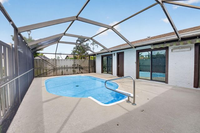 9939 Boca Gardens Trail D, Boca Raton, FL 33496