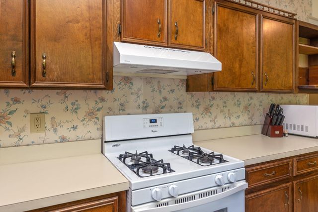 430 Northampton Circle, Fort Walton Beach, FL 32547