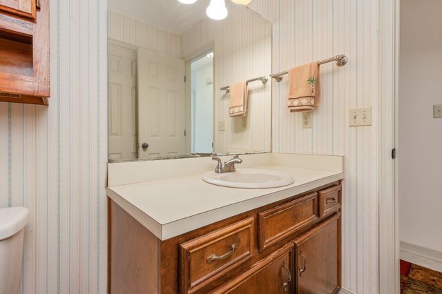 430 Northampton Circle, Fort Walton Beach, FL 32547