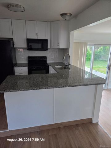 10952 Lesure, Sterling Heights, MI 48035