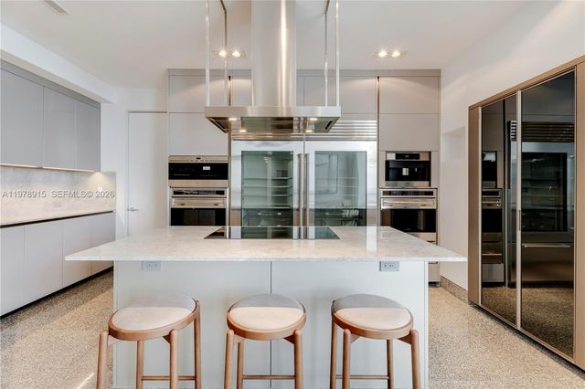 18201 E Collins Avenue TS1, Sunny Isles Beach, FL 33160