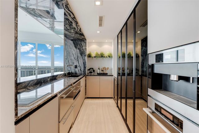 18201 E Collins Avenue TS1, Sunny Isles Beach, FL 33160