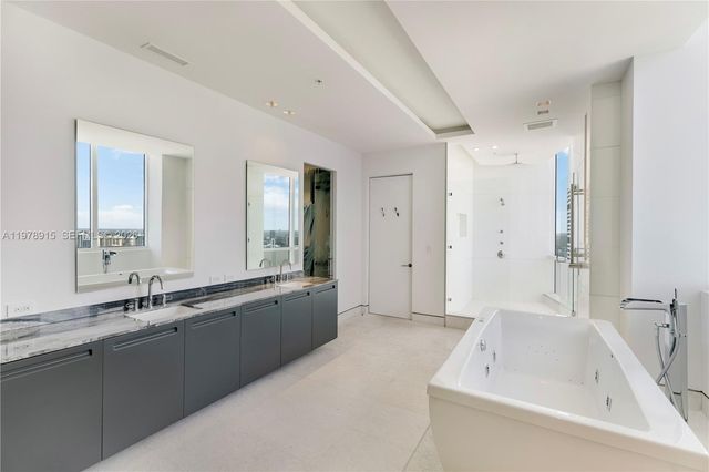 18201 E Collins Avenue TS1, Sunny Isles Beach, FL 33160