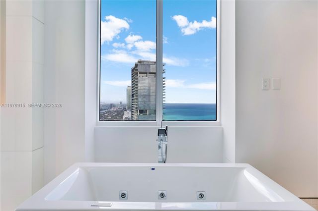 18201 E Collins Avenue TS1, Sunny Isles Beach, FL 33160