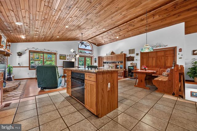 1876 POTOMAC RD, Pasadena, MD 21122