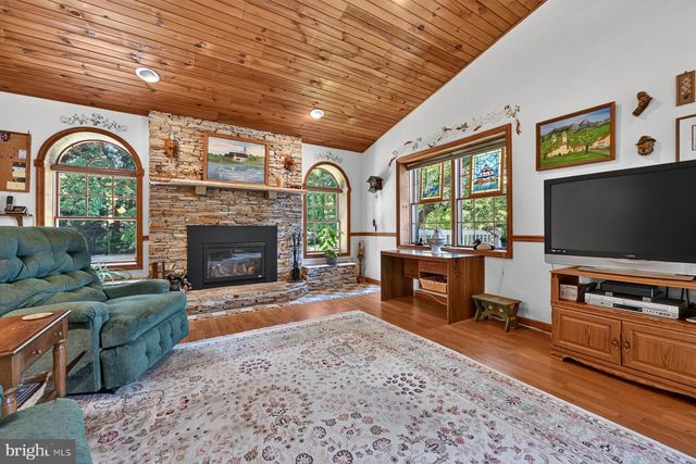 1876 POTOMAC RD, Pasadena, MD 21122