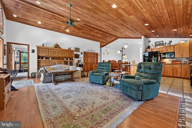 1876 POTOMAC RD, Pasadena, MD 21122