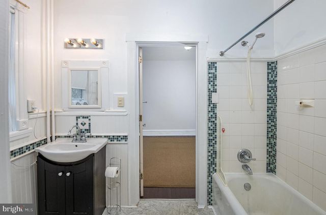 328 HIGH ST, Reading, PA 19606