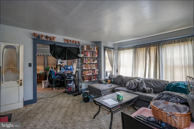 328 HIGH ST, Reading, PA 19606