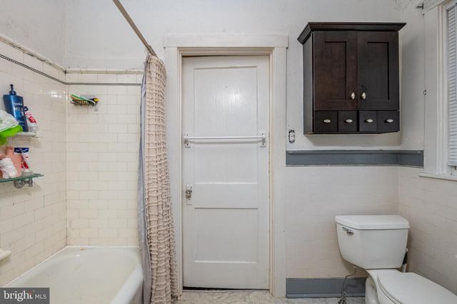 328 HIGH ST, Reading, PA 19606