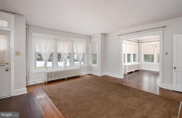 328 HIGH ST, Reading, PA 19606