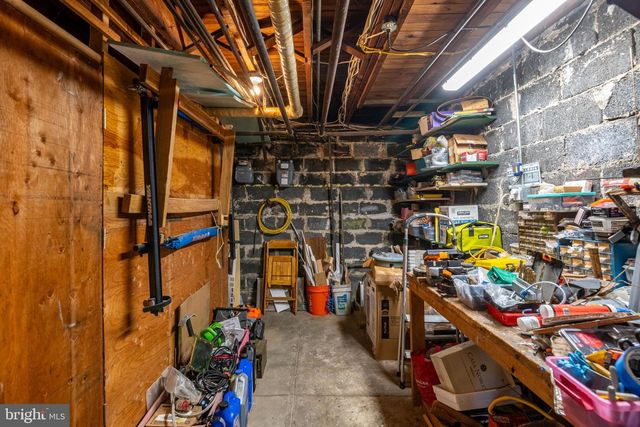 328 HIGH ST, Reading, PA 19606