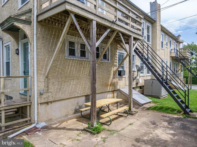 328 HIGH ST, Reading, PA 19606