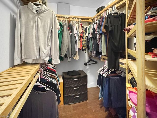 2220 SW 21st ST, Cape Coral, FL 33991