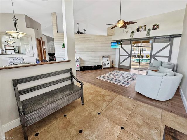 2220 SW 21st ST, Cape Coral, FL 33991