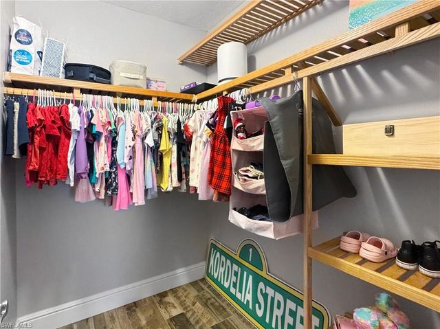 2220 SW 21st ST, Cape Coral, FL 33991